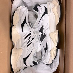 BRAND NEW New Balance 9060 White Black